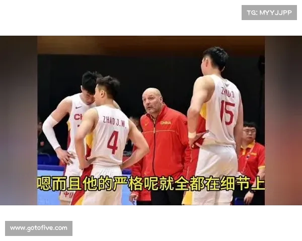 李凯尔打破退役传闻:成绩不是退出原因,继续为中国男篮贡献力量 李凯尔打破退役传闻:成绩不是退出原因,继续为中国男篮贡献力量